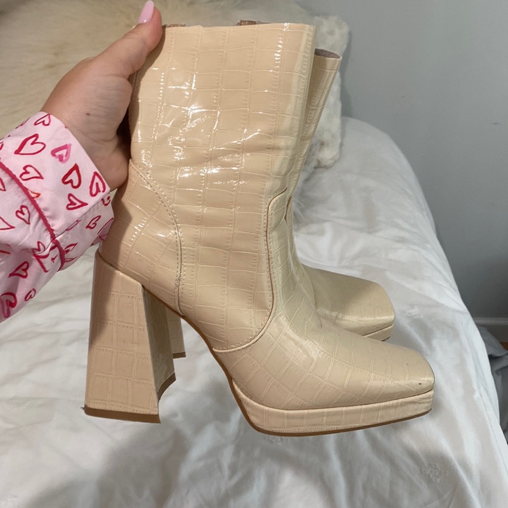 Princess polly booties